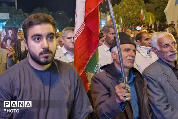 صد و یکمین شب هم‌بستگی؛ تجدید بیعت دوباره مردم نورآباد با آرمان‌های رهبری