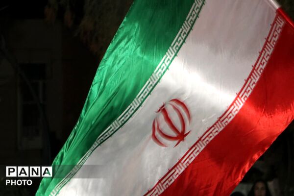 قرار ۹۰ فهرجی‌ها تجلی وحدت و همبستگی در شب‌های دفاع از میهن