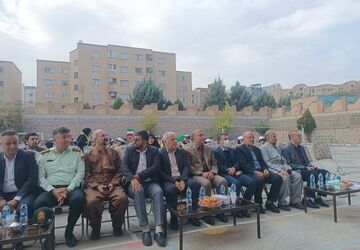 روایت همدلی دانش‌آموزان زکیه در جشن عاطفه‌ها