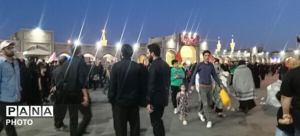 آخرین وداع مردم ایران با رهبر شهید امت