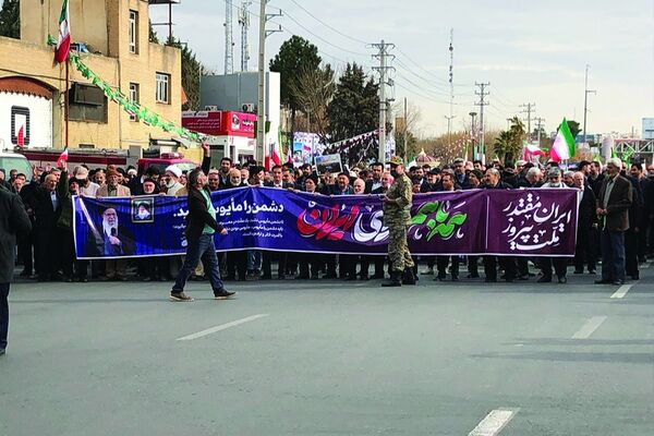 22بهمن در اسلامشهر؛ خیابان‌ها در آغوش انقلاب