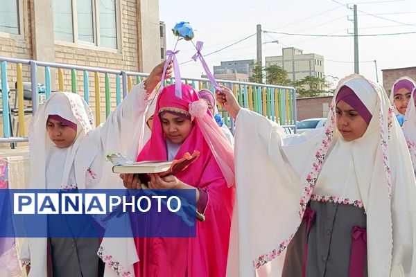 همایش «وطن یار» سازمان دانش آموزی؛ ترویج فرهنگ ایثار و وطن دوستی