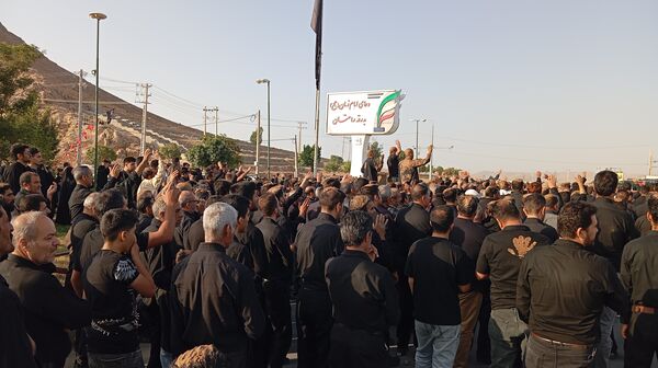 «علم‌ها در آب» سنت عاشورایی مردم بن 