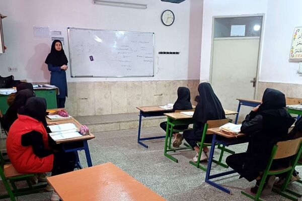 کلاس‌هایی که زیر صدای آژیر تعطیل نشد
