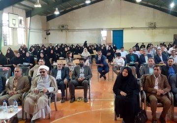 برگزاری مراسمی باشکوه به مناسبت هفته معلم در بیرانشهر 