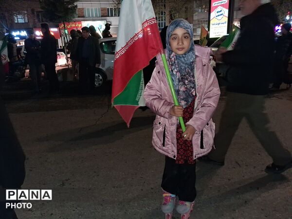 سربازان دهه نودی در قلب میدان 