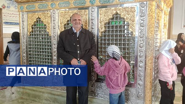 کاروان زیارتی دختران حضرت زهرا (س) در مشهد مقدس 