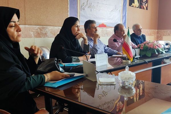 نشست گفت‌وگو محور، با محوریت مدیریت مدرسه در سالن شهدای فرهنگی آموزش و پرورش رباط کریم