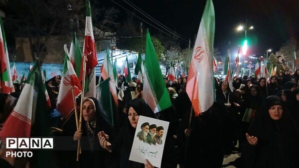  برپایی باشکوه موکب مدرسه با نور و نوای شبانه در فیروزان