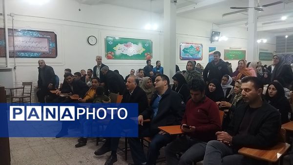 جلسه  اولیای دبیرستان شاهد ابوذر غفاری نیشابور 