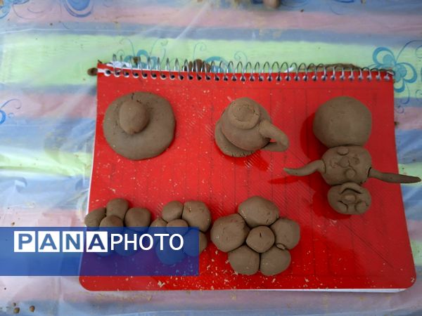 شوق یادگیری دانش‌آموزان پایه چهارم در ساخت وسایل سفالی