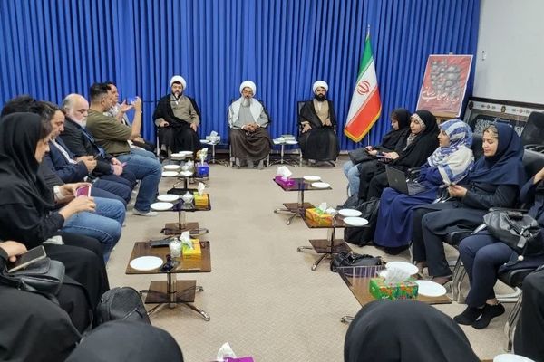 اقتدار ایران محصول استقامت مردم است