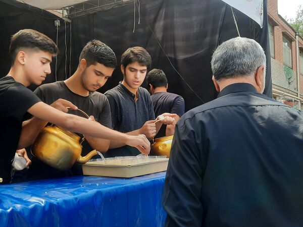بازدید  رئیس مرکز حراست وزارت آموزش و پرورش از خدمت‌رسانی به زائران در مشهد