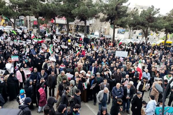تجلی چهل و هفتمین سالگرد جمهوری اسلامی ایران در رودهن