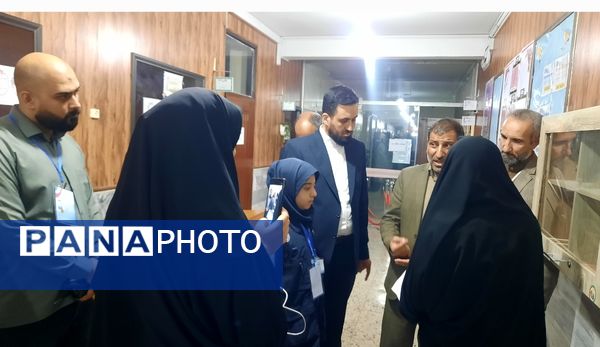 بازدید فرماندار مشهد از ستاد انتخاباتی منطقه ۱۶ مشهد