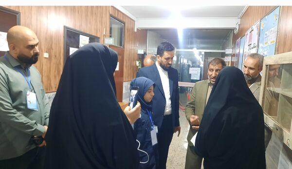 بازدید فرماندار مشهد از ستاد انتخاباتی منطقه ۱۶ مشهد