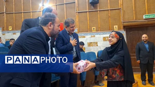 مراسم بزرگداشت اربعین شهدای دفاع مقدس ۱۲روزه در استان البرز