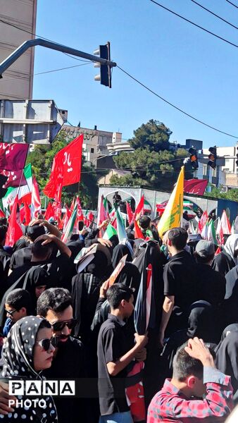 مراسم تشییع پیکر مطهر رهبر معظم انقلاب در جوار ملکوتی حرم امام رضا (ع)