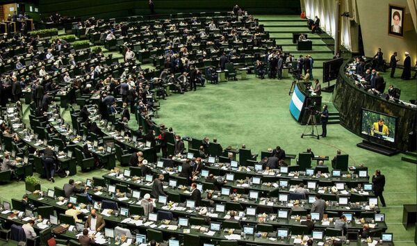 طرح سه‌فوریتی حمایت از حقوق هسته‌ای ملت ایران در مجلس کلید خورد