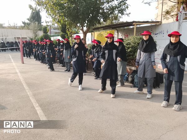 هفته تربیت بدنی در مدرسه عترت پاکدشت