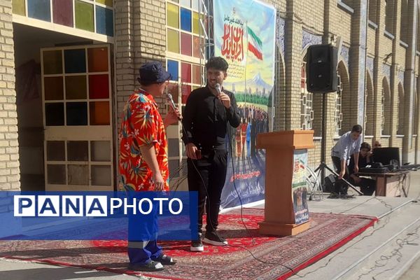 برگزاری افتتاحیه «هفته پدافند غیرعامل » در دبیرستان ماندگار مدرس ناحیه دو شهرری 