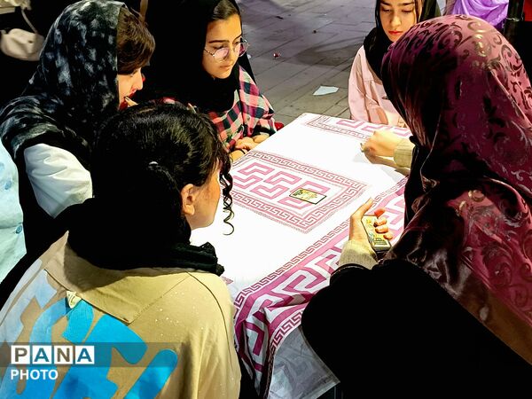 هم‌ صدایی کرمانی ها در حمایت از آرمان ها 