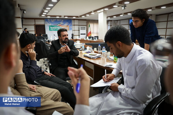 دومین روز نشست کارگروه تدوین سند دوازدهمین دوره مجلس دانش‌آموزی-1