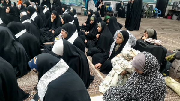 از نیمکت مدرسه تا محراب مسجد؛ اعتکاف، کانون خودسازی دانش آموزان