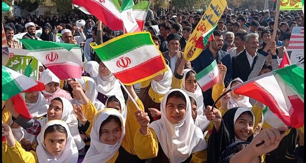 راهپیمایی ۱۳ آبان در شهرستان صالح آباد 
