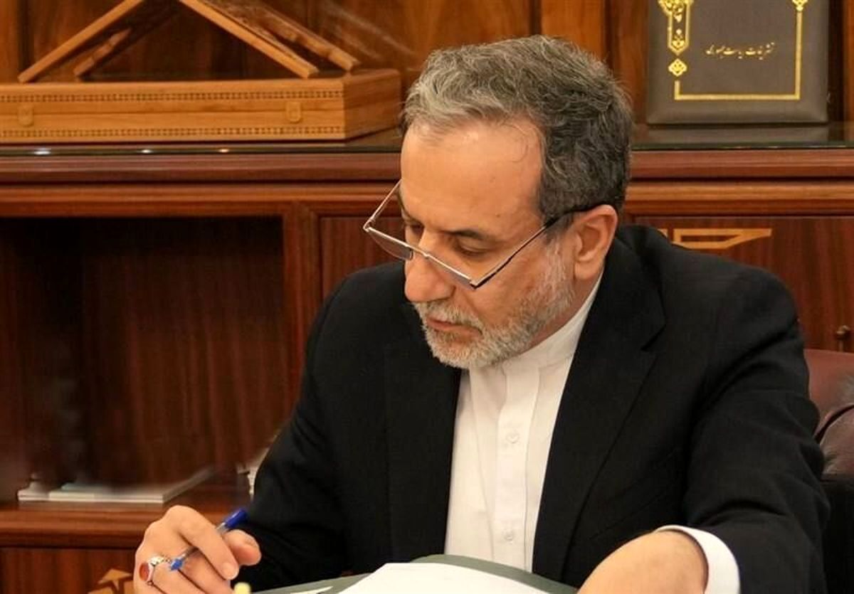  عراقچی: فرماندهان و سربازان دلاور نیروی انتظامی حافظ امنیت و آرامش کشور هستند