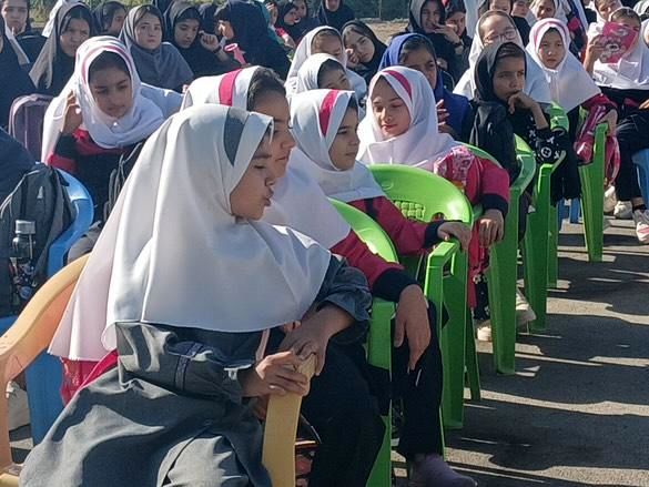 جشن روز جهانی کودک در دبستان فجر اسلام 