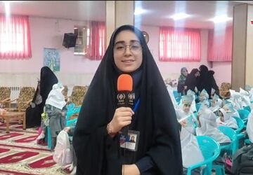  جشن شکوفه‌ها در دبستان شاهد مریم ناحیه یک قم 