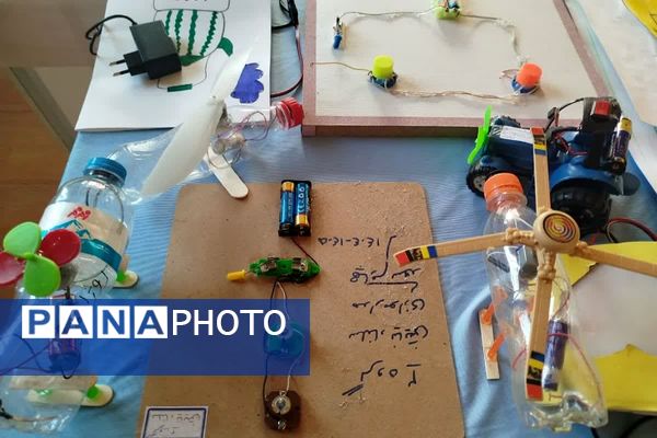 دختران سمایی پژوهش را از نو می‌سازند و آینده را رقم می‌زنند