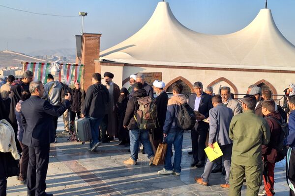 بدرقه کاروان راهیان نور دانش‌آموزی شهرستان پردیس