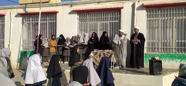 تقدیر از دانش آموزان حافظ قرآن دبستان شهید نجفی فدافن