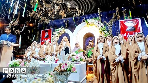 عقد یک زوج بسیجی در حاشیه تجمع؛ قاب متفاوتی از «حماسه حضور» در بناب