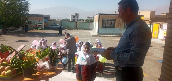 جشن شکوفه ها در لرستان