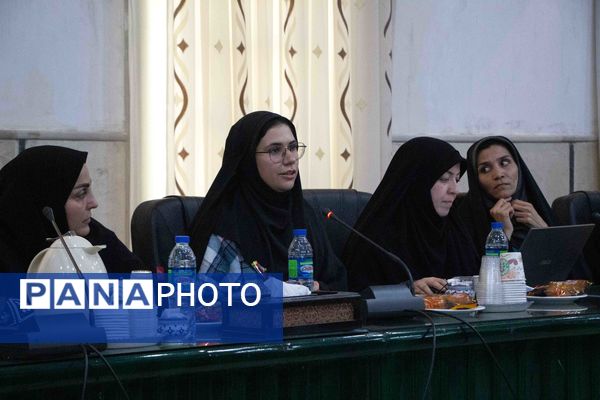 نشست‌خبری مدیرکل آموزش و پرورش استان یزد