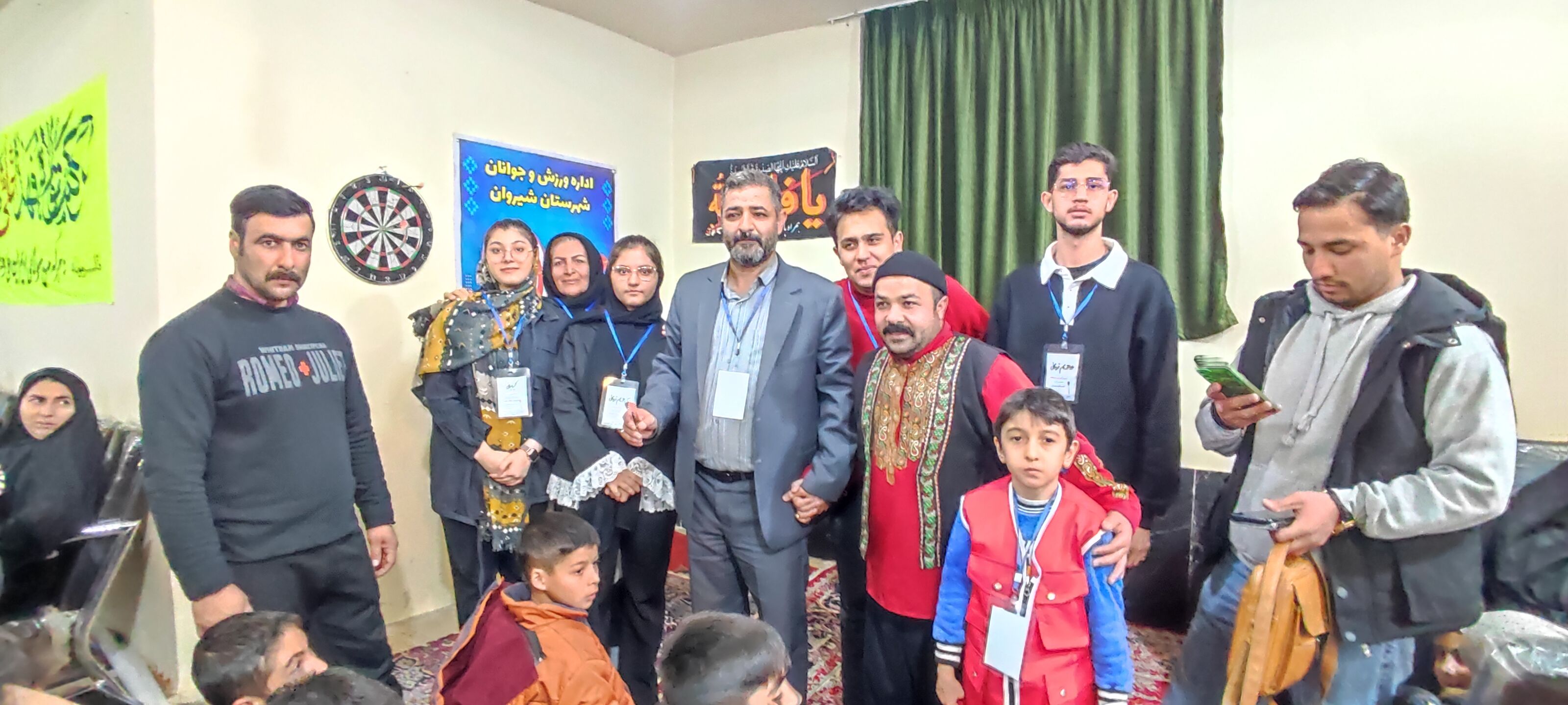 جشن میلاد امام زمان (عج) و جشن تکلیف دختران در مسجد سجادیه شهر خانلق
