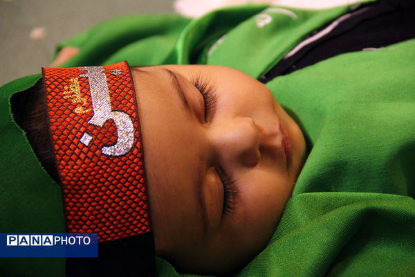 اجتماع بزرگ شیرخوارگان حسینی در تهران 