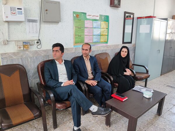 بازدید مسئولان آموزش و پرورش از مدارس سطح شهر سملقان به‌مناسبت هفته معلم