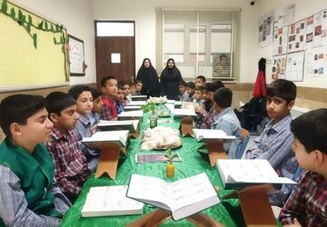 گرامیداشت شهدای دانش‌آموز در دبستان واحدی  زارچ