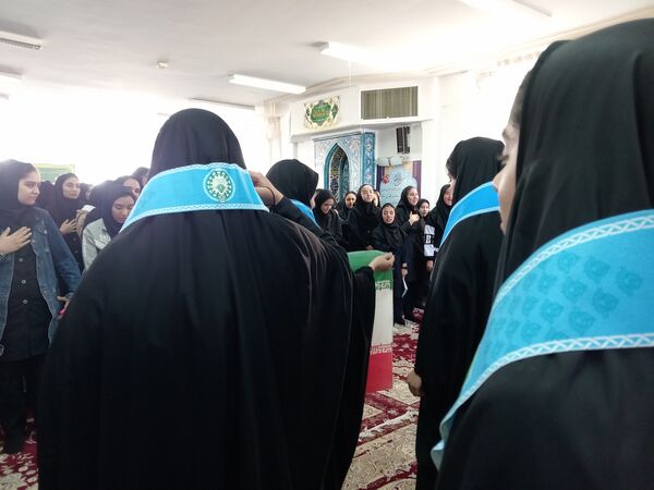 مراسم روز دانش آموز و ایام فاطمیه در دبیرستان حضرت خدیجه (س)جعفریه قم 