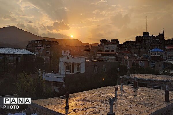 بارش غیر منتظره باران در تابستان ۱۴۰۵شهر بار نیشابور