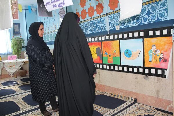 نمایشگاه بهداشت و سلامت‌روان در هنرستان شهدای گمنام