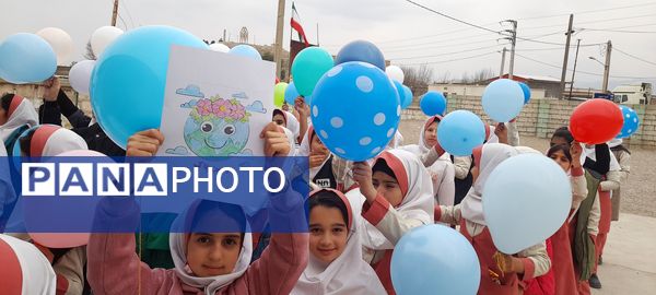 ویژه برنامه زمین پاک در مدارس شهرستان هلیلان