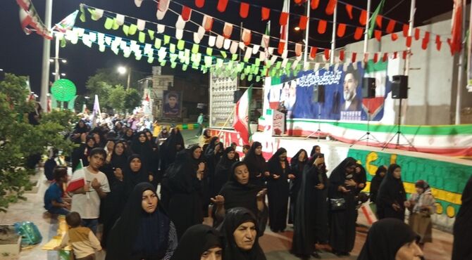معمولان در میدان، فریاد اقتدار در دل شب