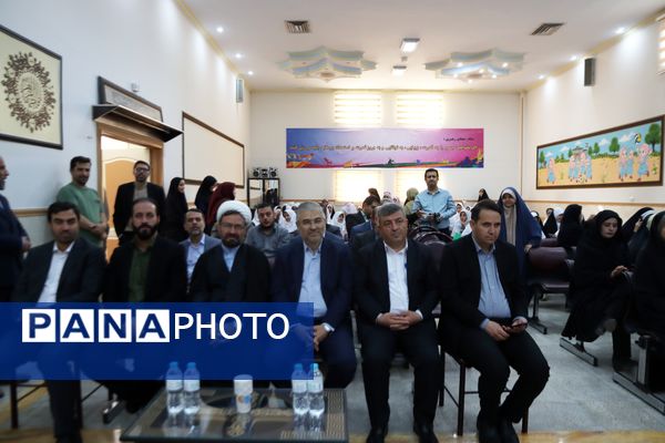 برگزاری جشن عاطفه ها در دبستان شاهد فاطمه زهرا سلام الله علیها