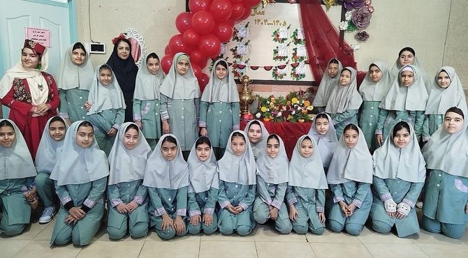 شبی به بلندای مهر؛ جشن یلدای مدرسه پروین اعتصامی شهریار