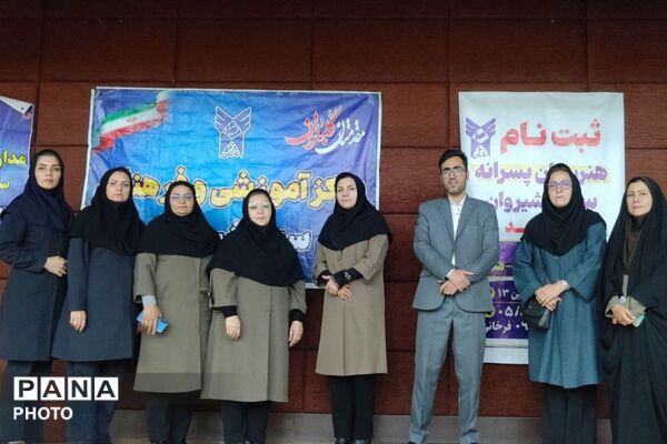 همایش بزرگ شهرستانی هدایت تحصیلی در شهرستان شیروان 